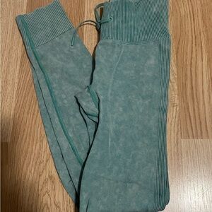 PINK Victoria's leggings with Stretchy Fit